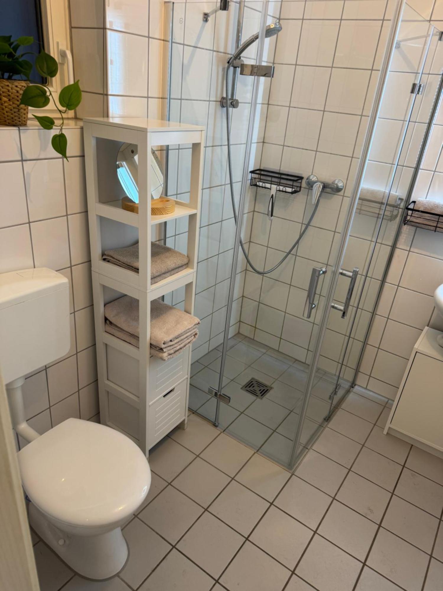 Ferienwohnung Schildblick Modernes Apartment Direkt In Der Altstadt Von Erfurt Nahe Der Kraemerbruecke - Beste Innenstadtlage 외부 사진